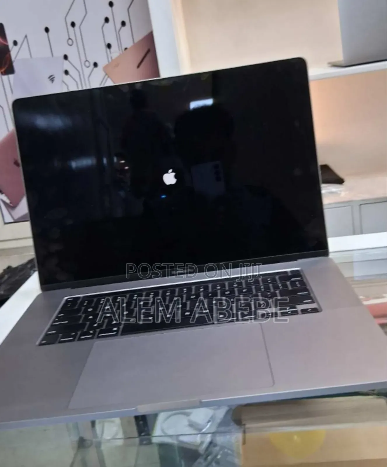 New Laptop Apple MacBook Pro 2019 32GB Intel Core I7 SSD 1T