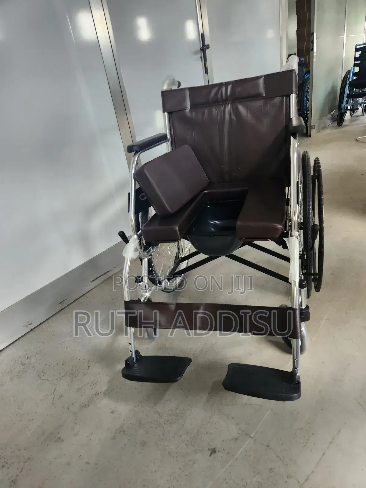 Commode Wheelchair庫侖medical With Popo Wheelchair麻豆wheelchair Almunium