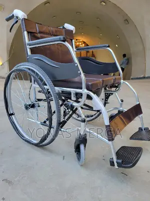 Photo - Toilet Wheelchair腋ریالwheelchair¤፭hospital Use,Frame Material:Aluminum