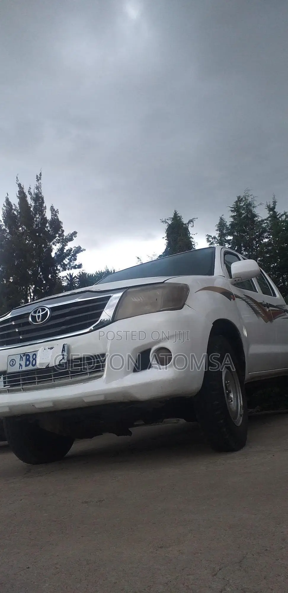 Toyota Hilux 2011 White