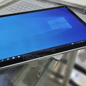 New Laptop Microsoft Surface Book 3 16GB Intel Core I7 SSD 256GB