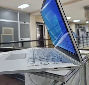 New Laptop Microsoft Surface Book 3 16GB Intel Core I7 SSD 256GB