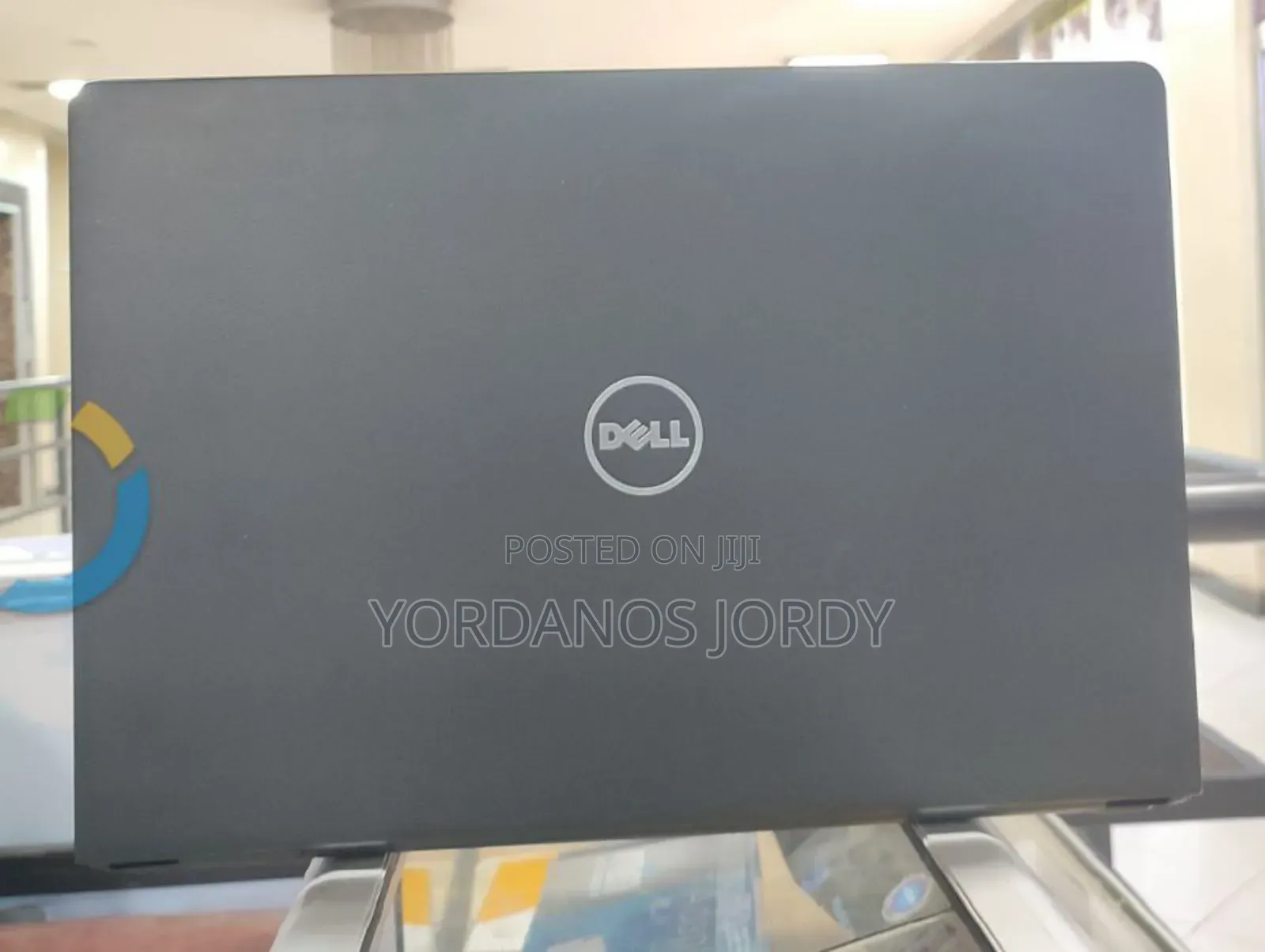 New Laptop Dell Vostro 15 3000 8GB Intel Core i5 SSD 256GB