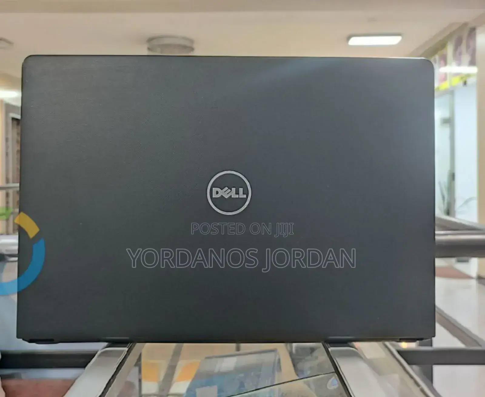 New Laptop Dell Vostro 15 3000 8GB Intel Core i5 SSD 256GB