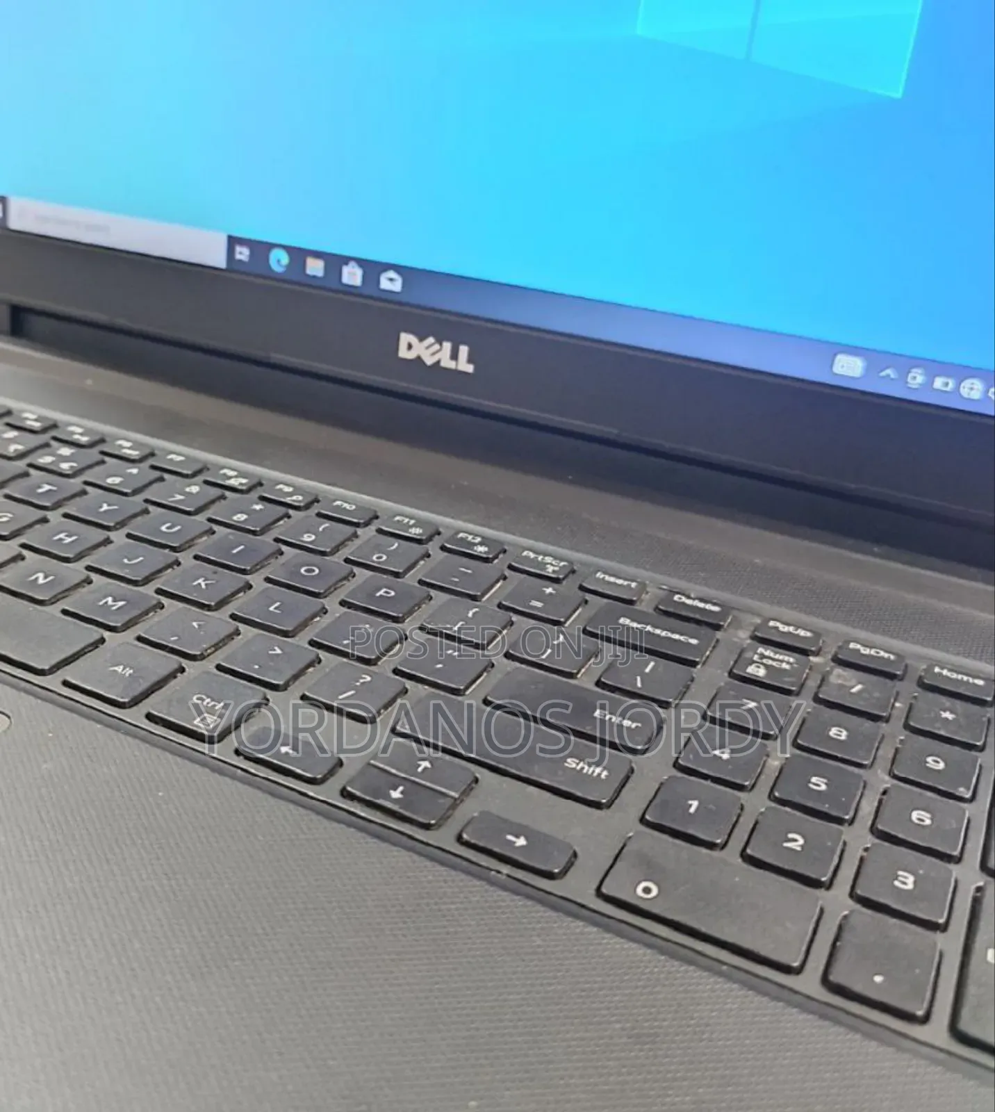 New Laptop Dell Vostro 15 3000 8GB Intel Core i5 SSD 256GB