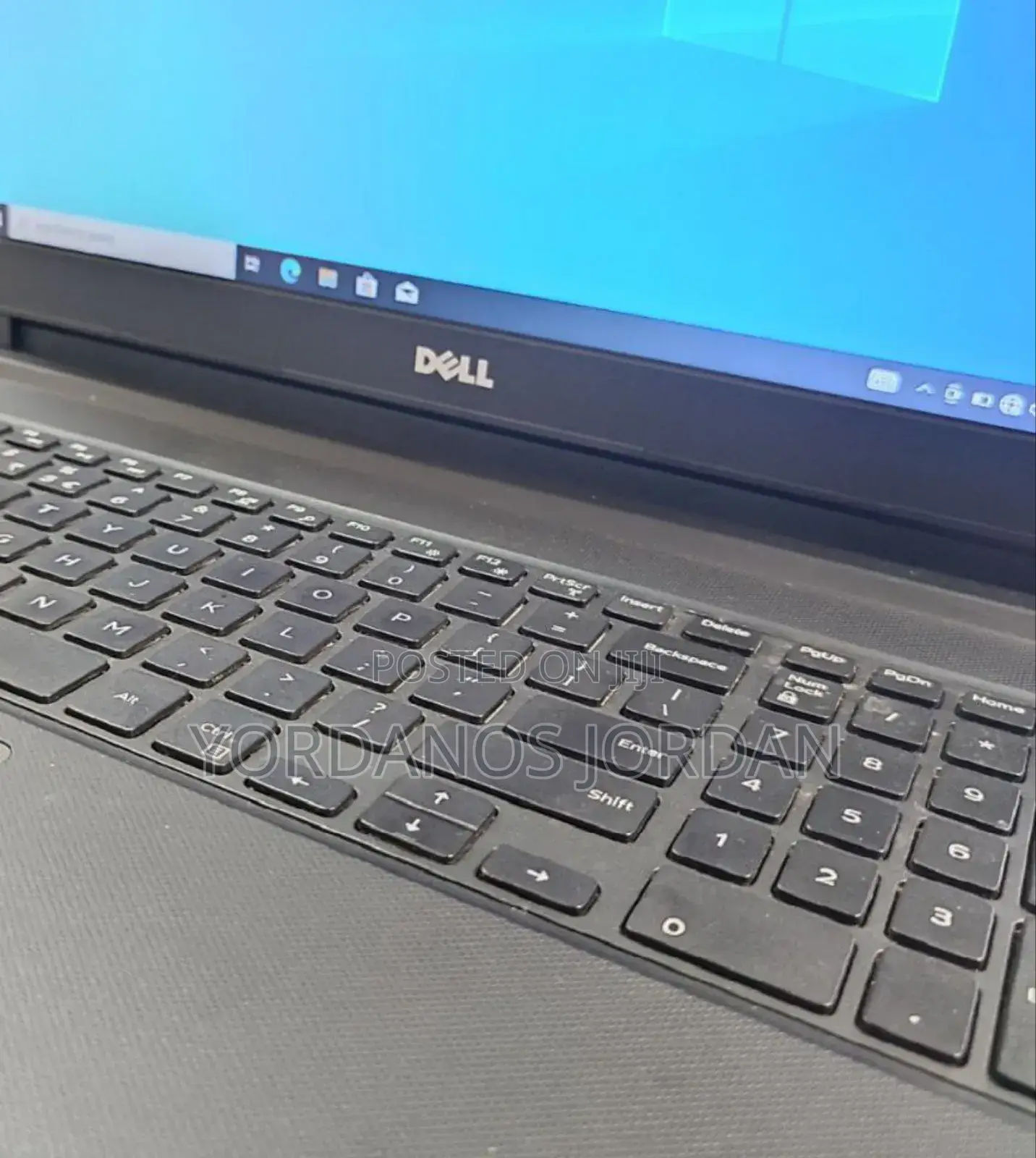 New Laptop Dell Vostro 15 3000 8GB Intel Core i5 SSD 256GB