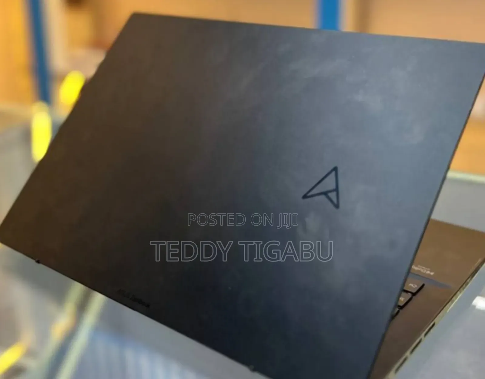 New Laptop Asus ZenBook 13 UX331UN 16GB Intel Core I7 SSD 512GB