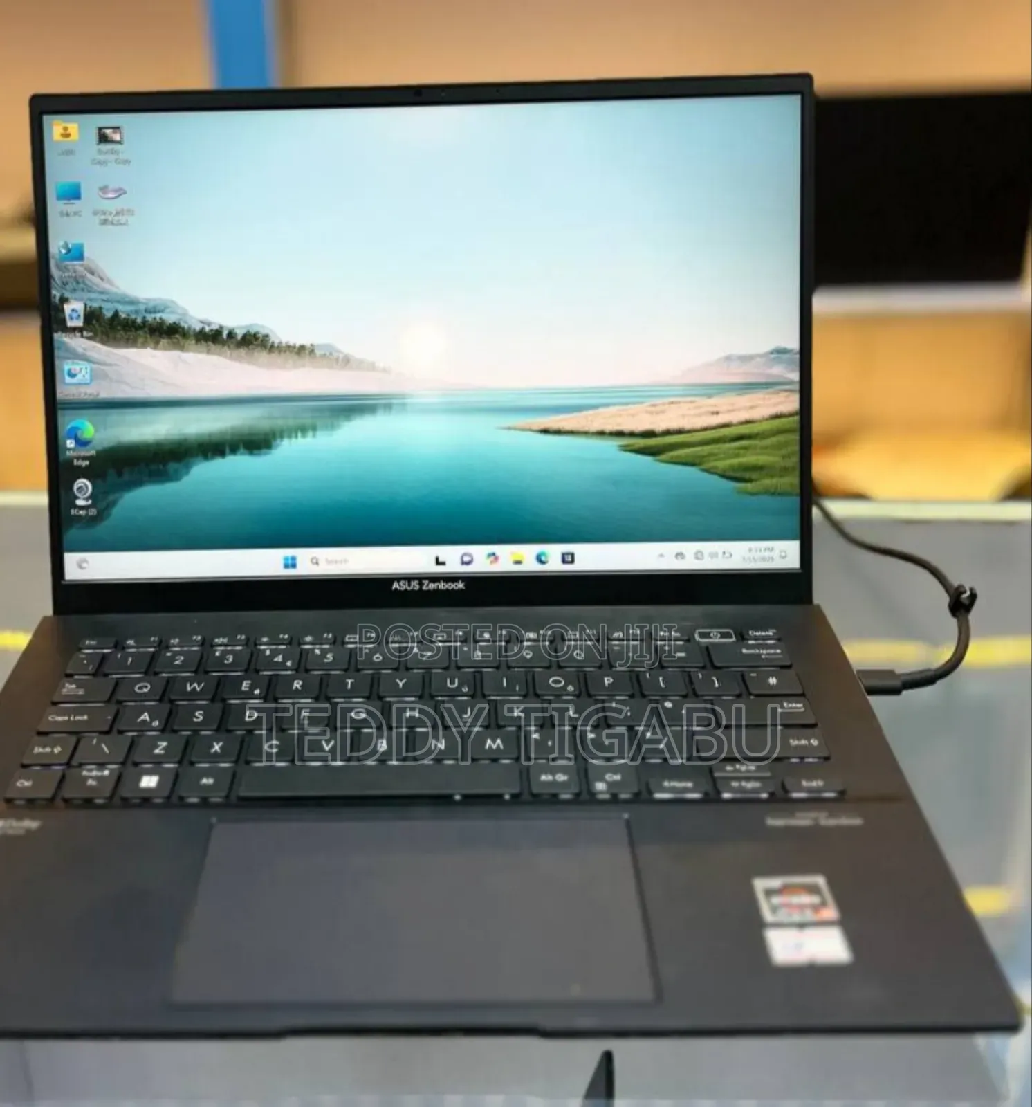 New Laptop Asus ZenBook 13 UX331UN 16GB Intel Core I7 SSD 512GB