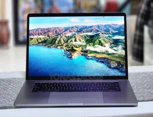 New Laptop Apple MacBook Pro 2017 16GB Intel Core I7 SSD 512GB