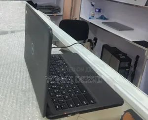 Laptop Dell Chromebook 13 4GB Intel Pentium SSD 32GB