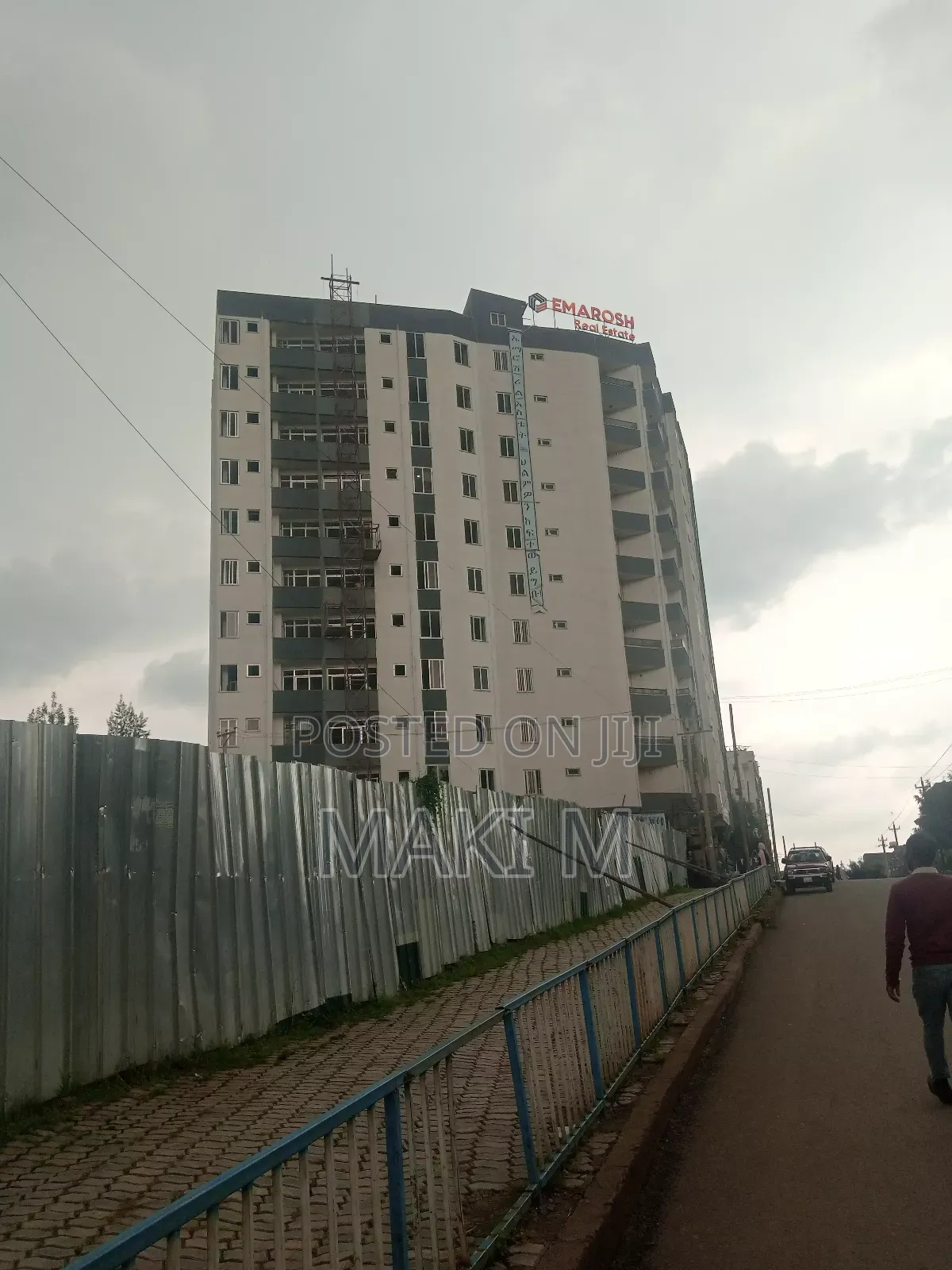 3bdrm Apartment In Emarosh Engineering, Kolfe Keranio For Sale