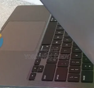 New Laptop Apple MacBook Air 2020 M1 8GB Apple M1 SSD 256GB