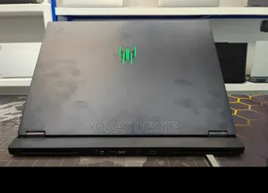 New Laptop Acer Predator Helios 300 16GB Intel Core Ultra 9 SSD 1T