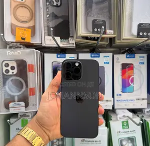 New Apple iPhone 16 Pro Max 1 TB Black