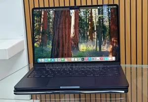 New Laptop Apple MacBook Air 2025 M4 13-Inch 16GB Apple M4 SSD 256GB