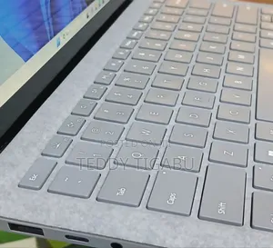 New Laptop Microsoft Surface Pro 4 16GB Intel Core I7 SSD 512GB