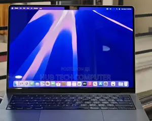 New Laptop Apple MacBook Pro M1 16GB Apple M1 Pro SSD 1T