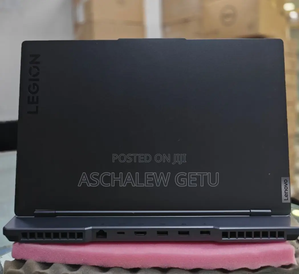 New Laptop Lenovo Legion 5 16GB AMD Ryzen 7 SSD 512GB