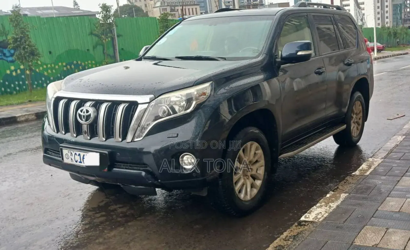 Toyota Land Cruiser Prado 2016 Black