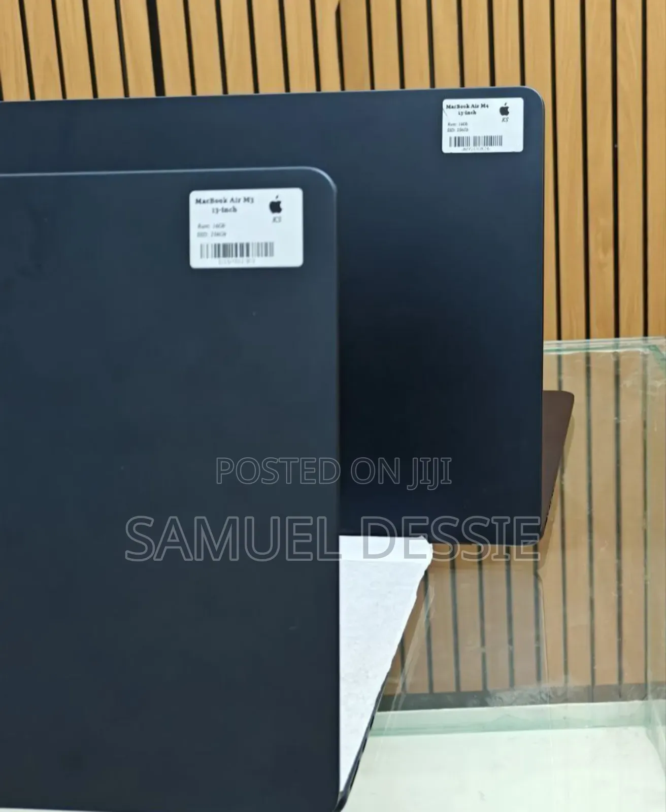 New Laptop Apple MacBook Air 2024 M3 13-Inch 16GB Apple M3 SSD 256GB