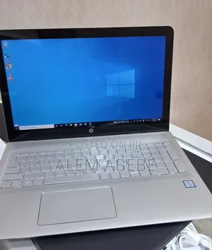 New Laptop HP Envy 15 8GB Intel Core i5 SSD 1T