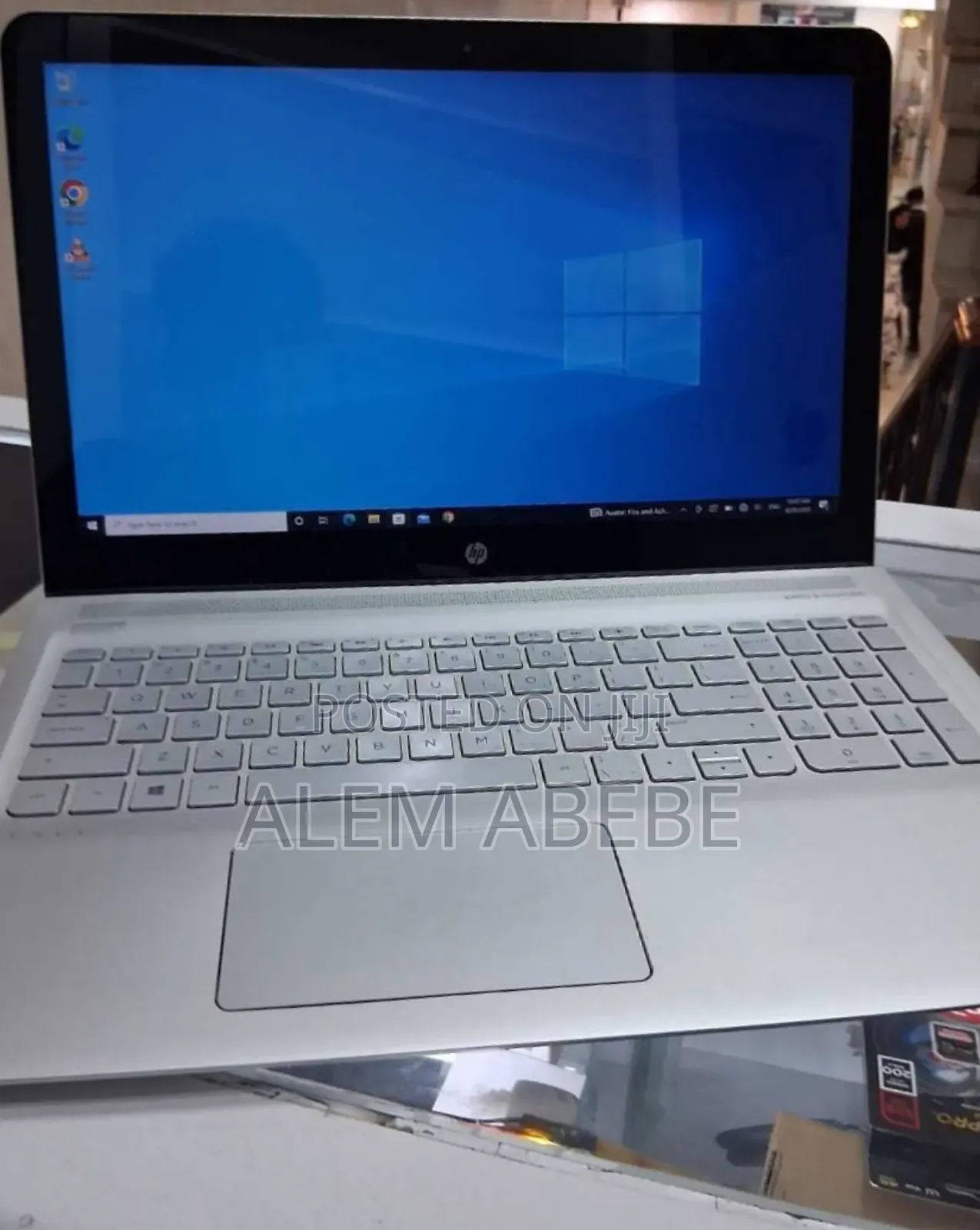 New Laptop HP Envy 15 8GB Intel Core i5 SSD 1T