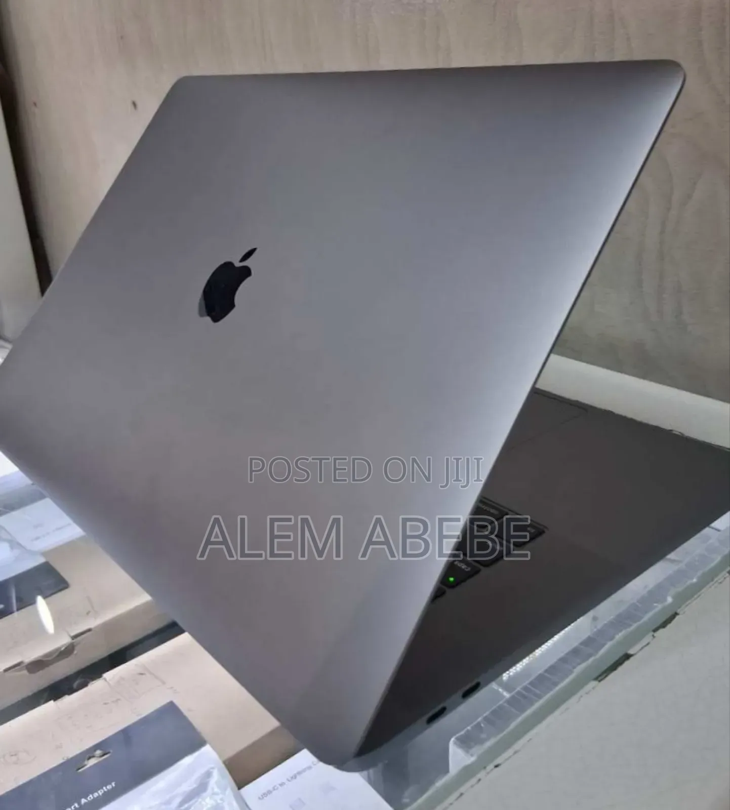 New Laptop Apple MacBook Pro 2019 32GB Intel Core I9 SSD 1T
