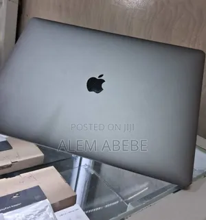 New Laptop Apple MacBook Pro 2019 32GB Intel Core I9 SSD 1T