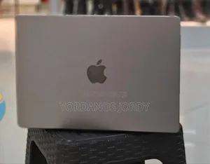 Photo - New Laptop Apple MacBook Pro 16GB Apple M1 Pro SSD 1T