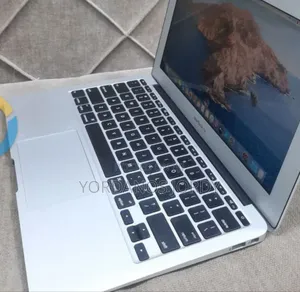 New Laptop Apple MacBook Air 2015 4GB Intel Core I5 SSD 128GB