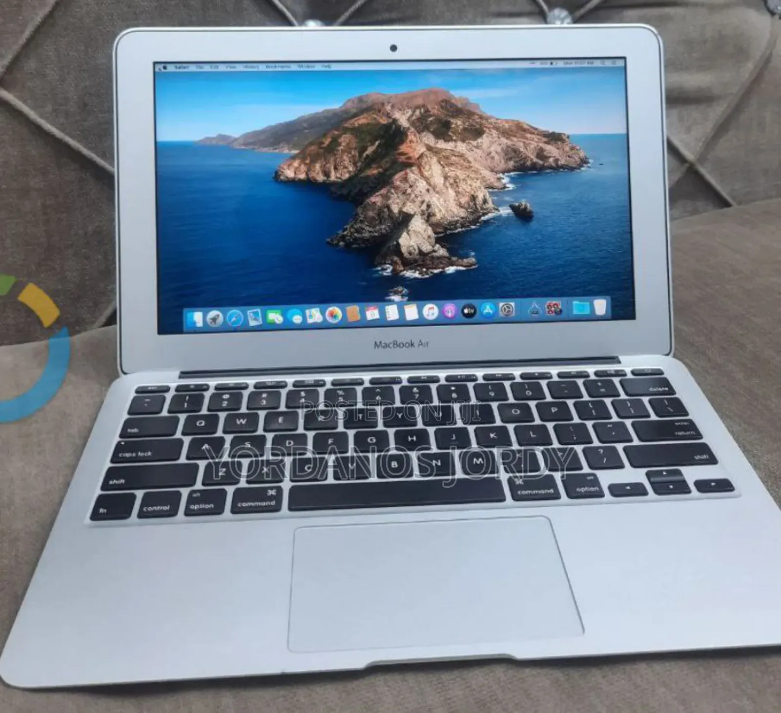 New Laptop Apple MacBook Air 2015 4GB Intel Core I5 SSD 128GB