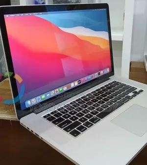 Photo - New Laptop Apple MacBook Pro 2015 16GB Intel Core i7 SSD 256GB