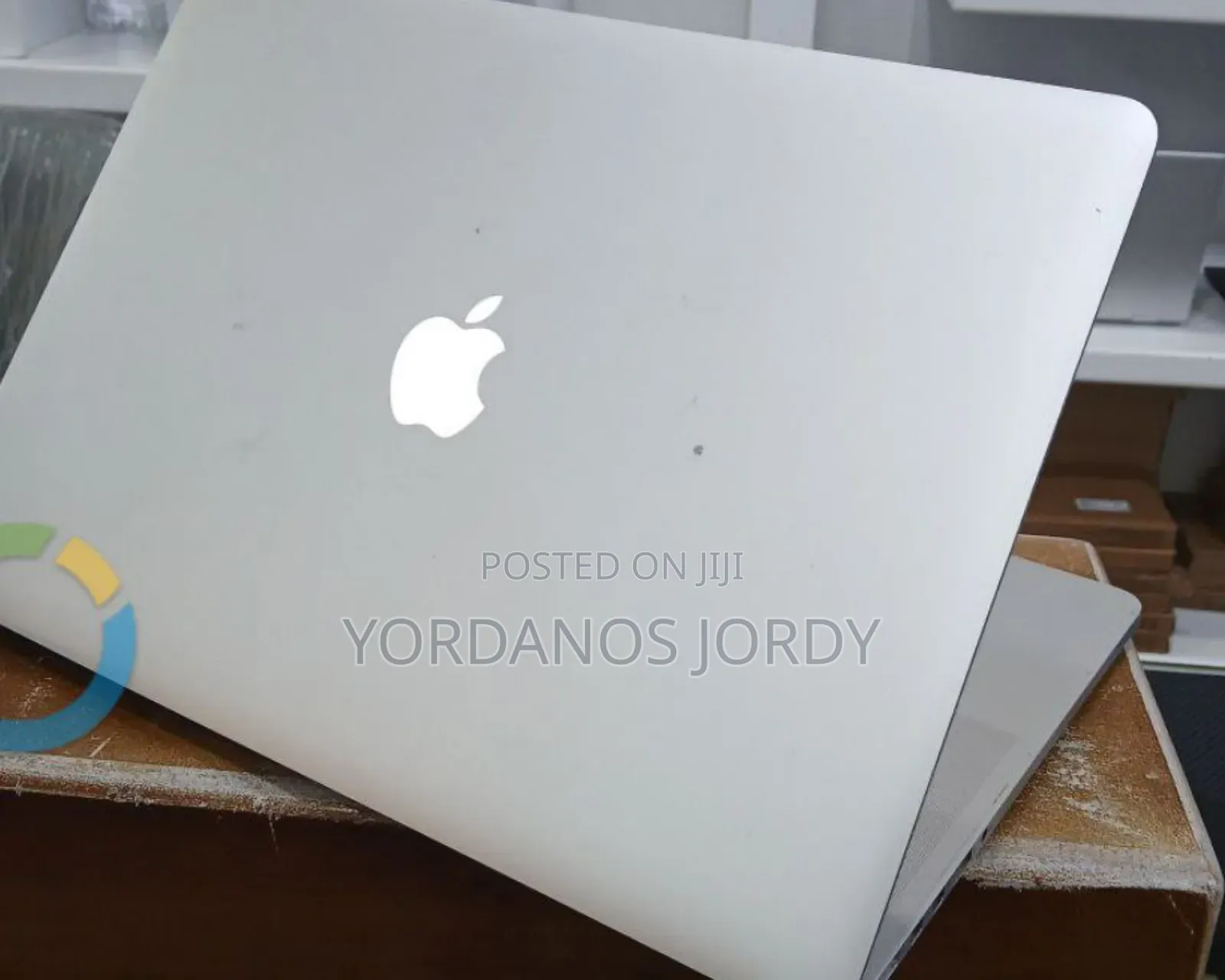 New Laptop Apple MacBook Pro 2015 16GB Intel Core i7 SSD 256GB