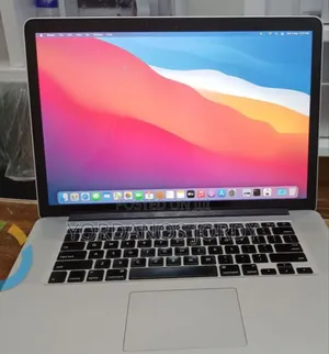New Laptop Apple MacBook Pro 2015 16GB Intel Core i7 SSD 256GB