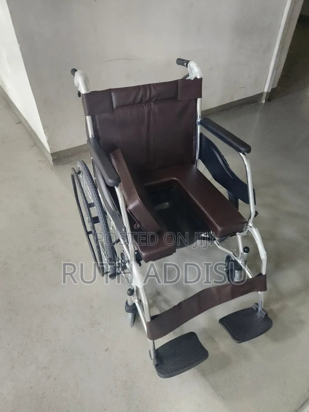 Commode Wheelchair老闆medical Wheelchair麻醉wheelchair永樂wheelchair Poty