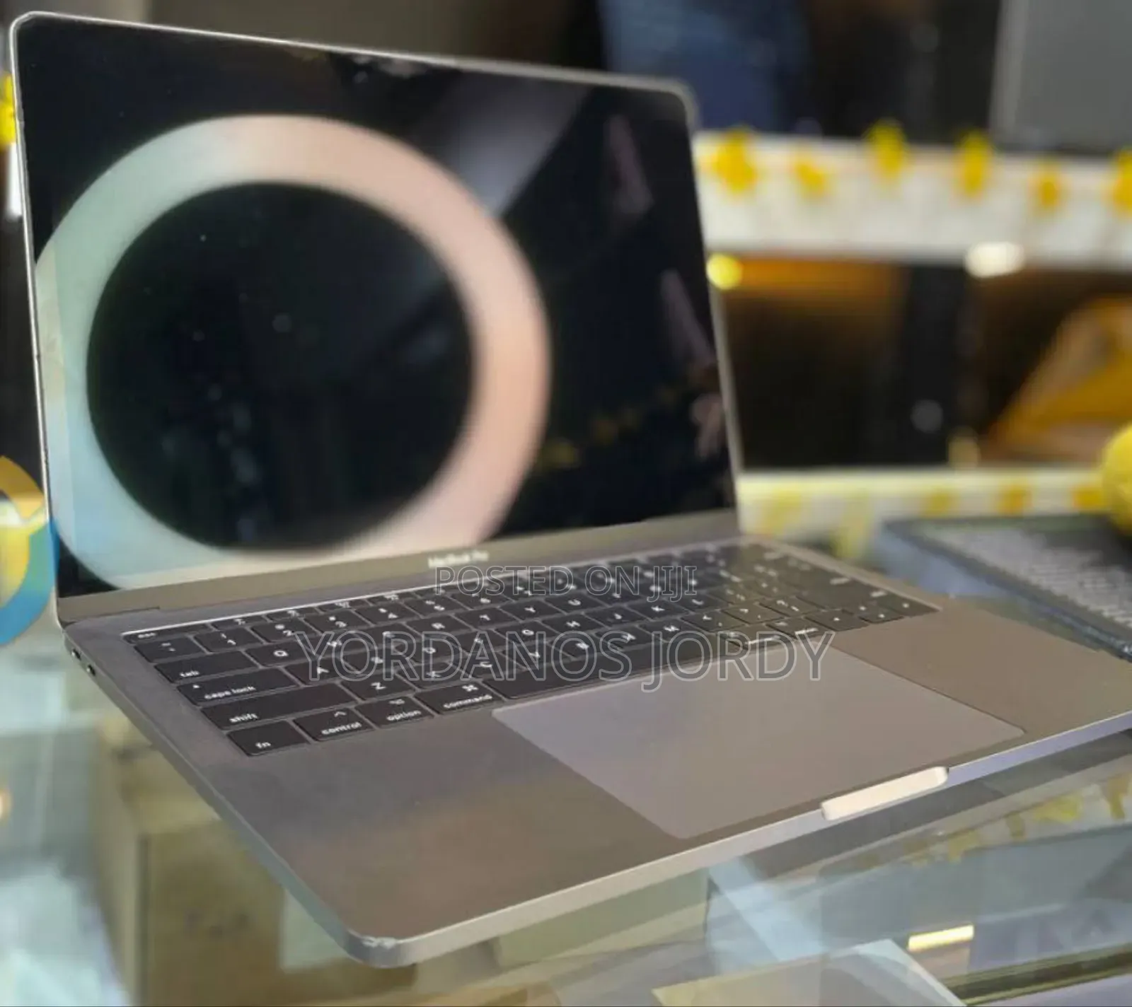 New Laptop Apple MacBook Pro 2017 4GB Intel Core I5 SSD 128GB