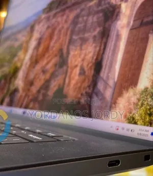 New Laptop Dell Precision 5690 32GB Intel Core Ultra 7 SSD 1T