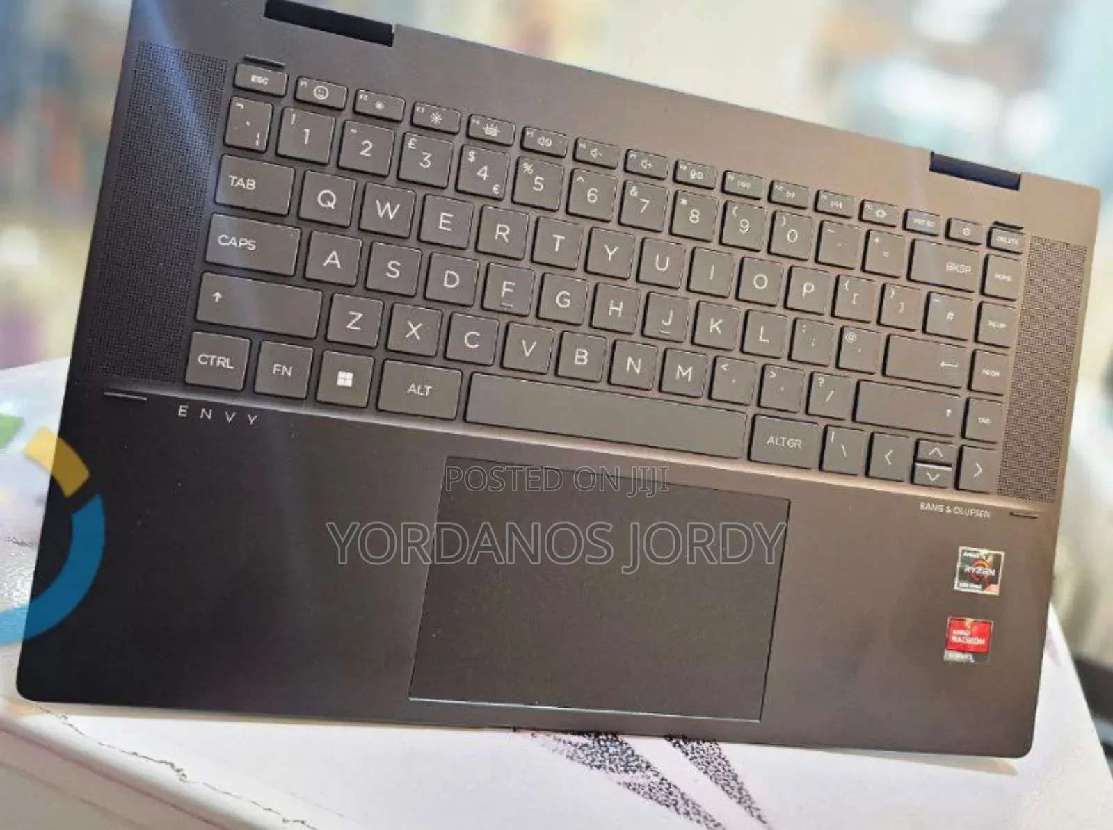 New Laptop HP Envy X360 8GB AMD Ryzen 5 SSD 256GB