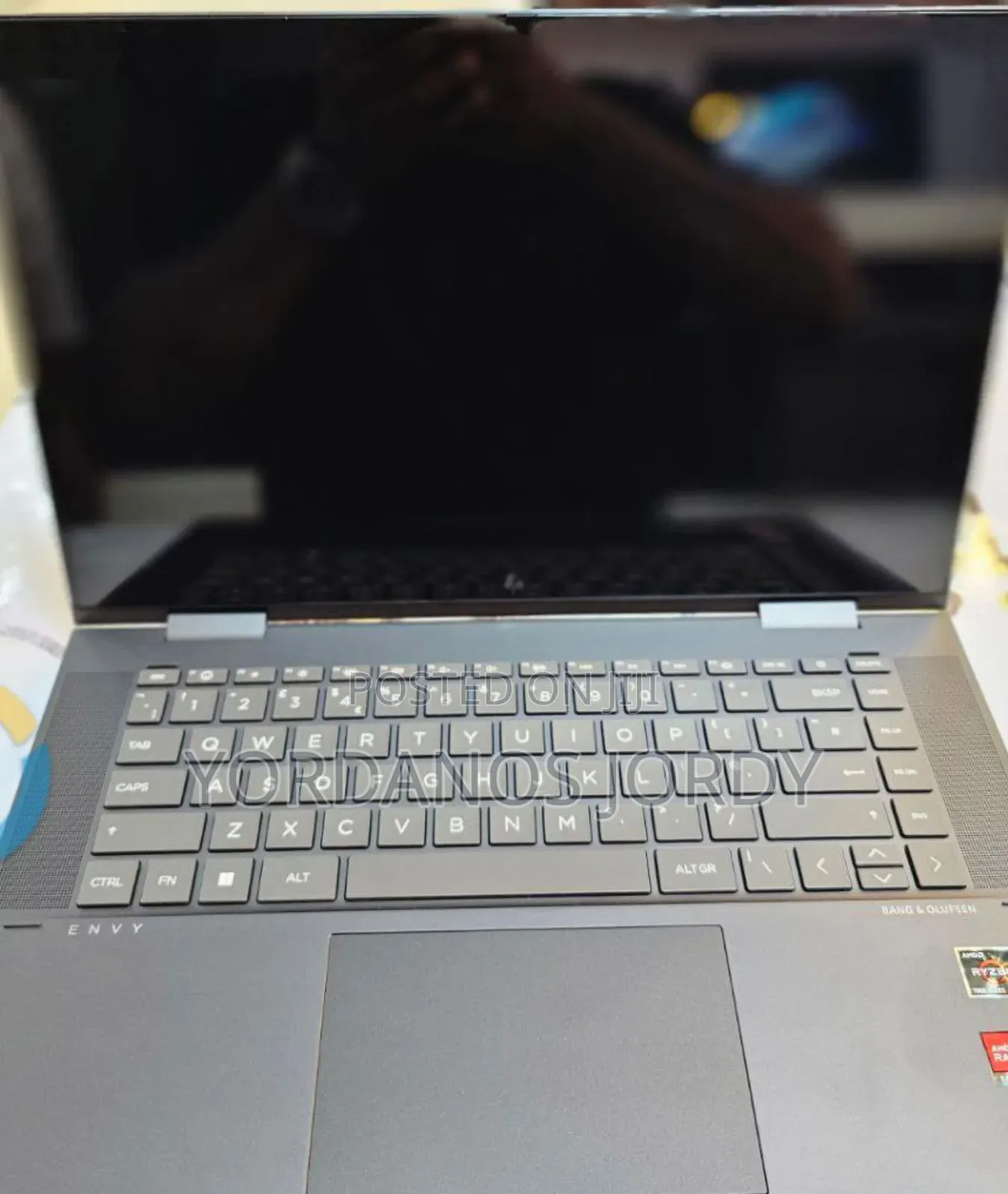 New Laptop HP Envy X360 8GB AMD Ryzen 5 SSD 256GB