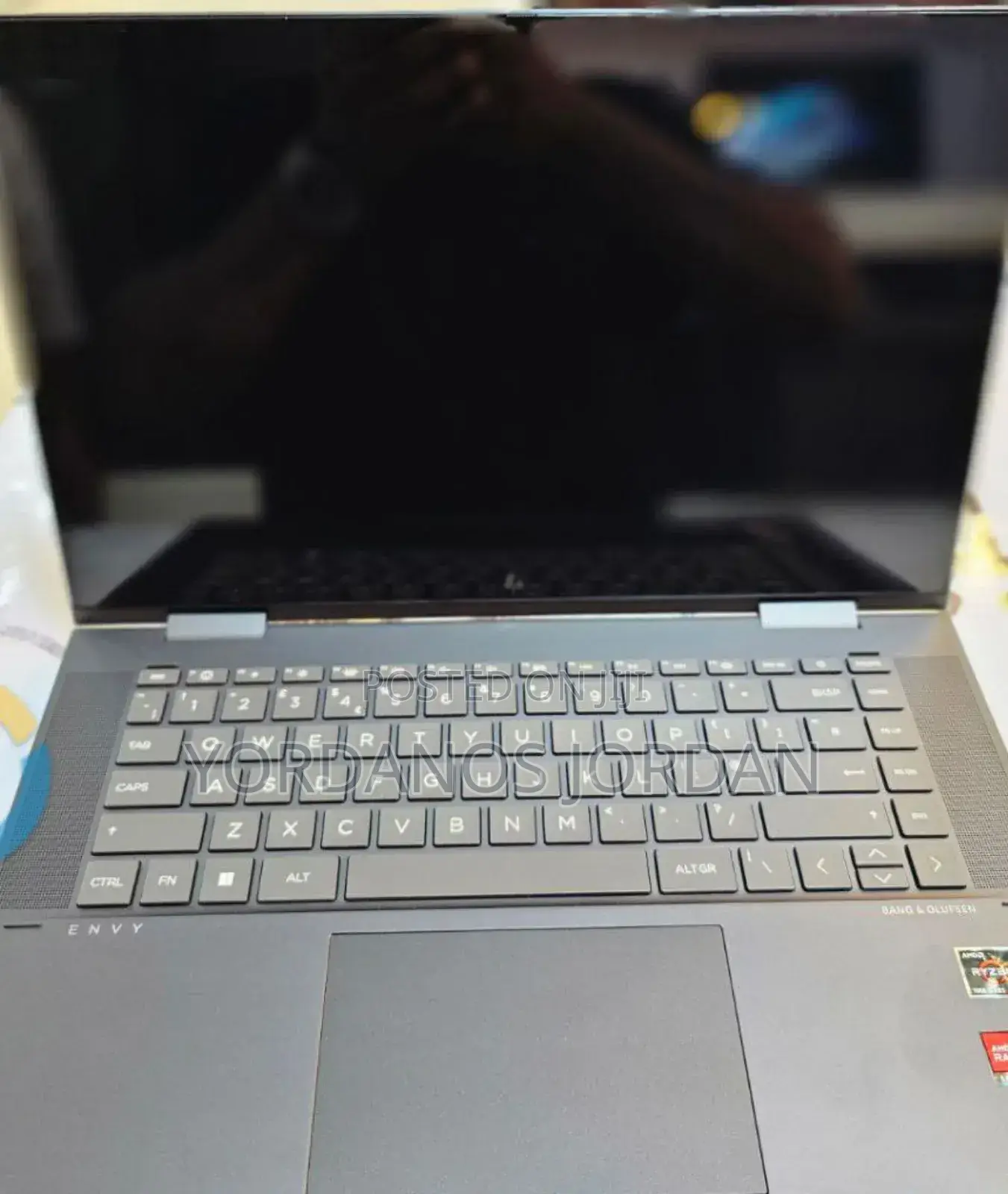 New Laptop HP Envy X360 8GB AMD Ryzen 5 SSD 256GB