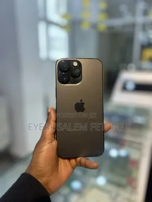 Photo - Apple iPhone 14 Pro Max 128 GB Black