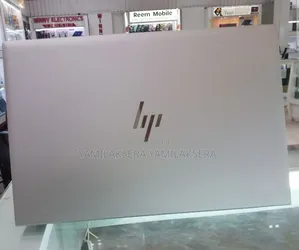 New Laptop HP EliteBook 830 G8 16GB Intel Core I7 SSD 512GB