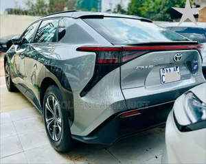 Toyota bZ4X 2023 Gray