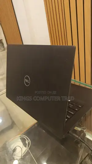 New Laptop Dell Latitude 7390 8GB Intel Core I5 SSD 256GB