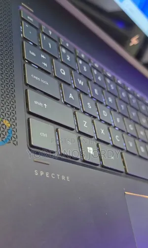 New Laptop HP Spectre X360 16GB Intel Core i7 SSD 512GB