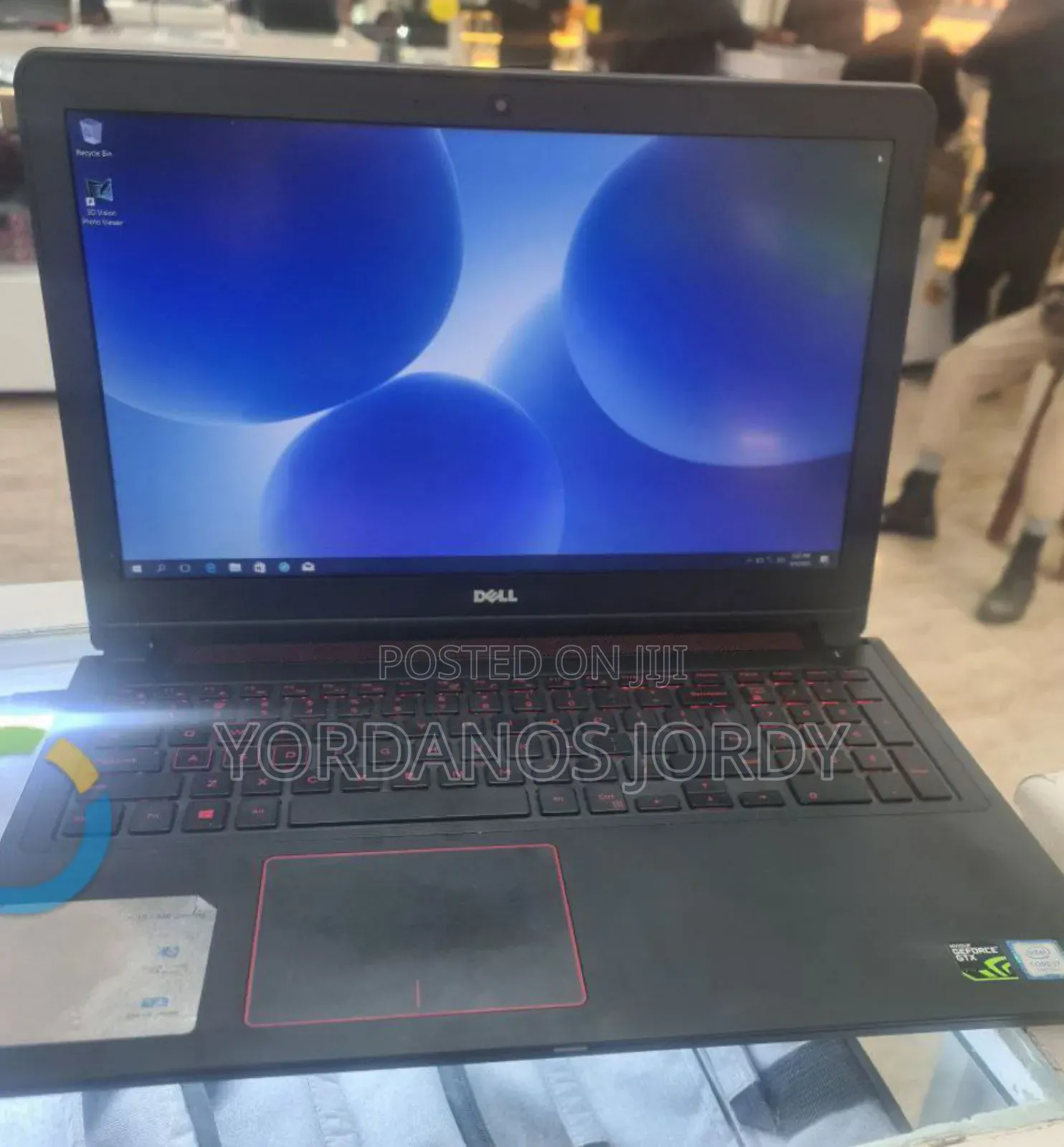 New Laptop Dell Inspiron 15 5577 16GB Intel Core i7 SSD 1.5T