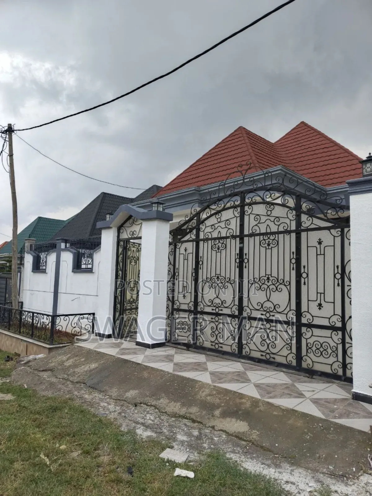 Furnished 5bdrm Villa in Sumit, Yeka for sale