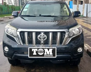 Photo - Toyota Land Cruiser 2016 Black