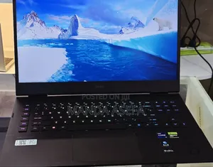 New Laptop HP Omen 17 16GB Intel Core I9 SSD 1T