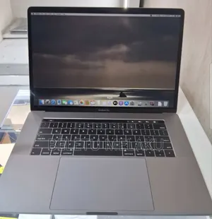 New Laptop Apple MacBook Pro 2019 32GB Intel Core I9 SSD 512GB